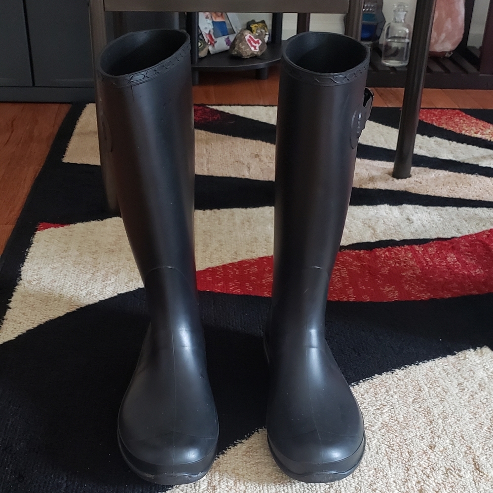 Kamik Tall Rainboots
